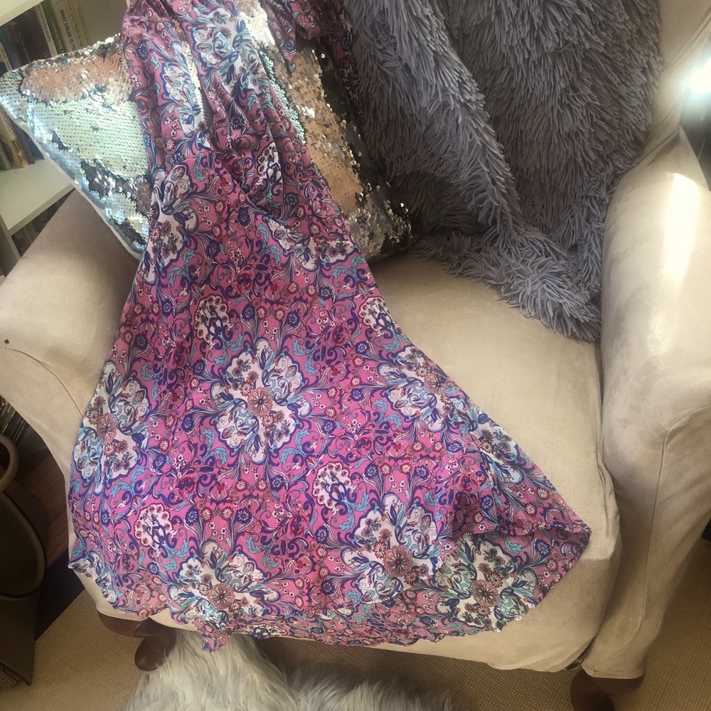 Bisou Bisou Keyhole Tie Halter